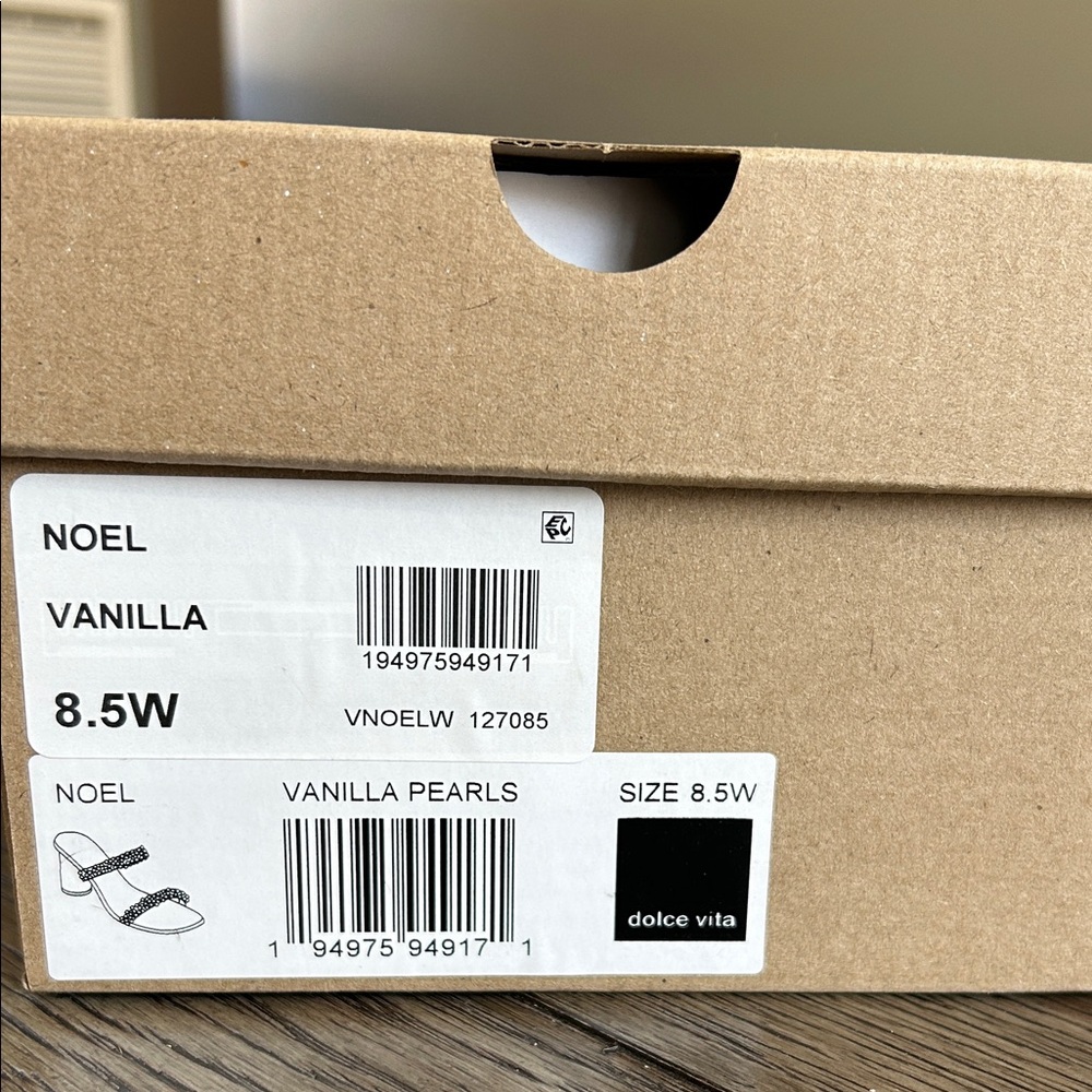 Dolce vita Noel vanilla pearls heels (wide) - Picture 11 of 11